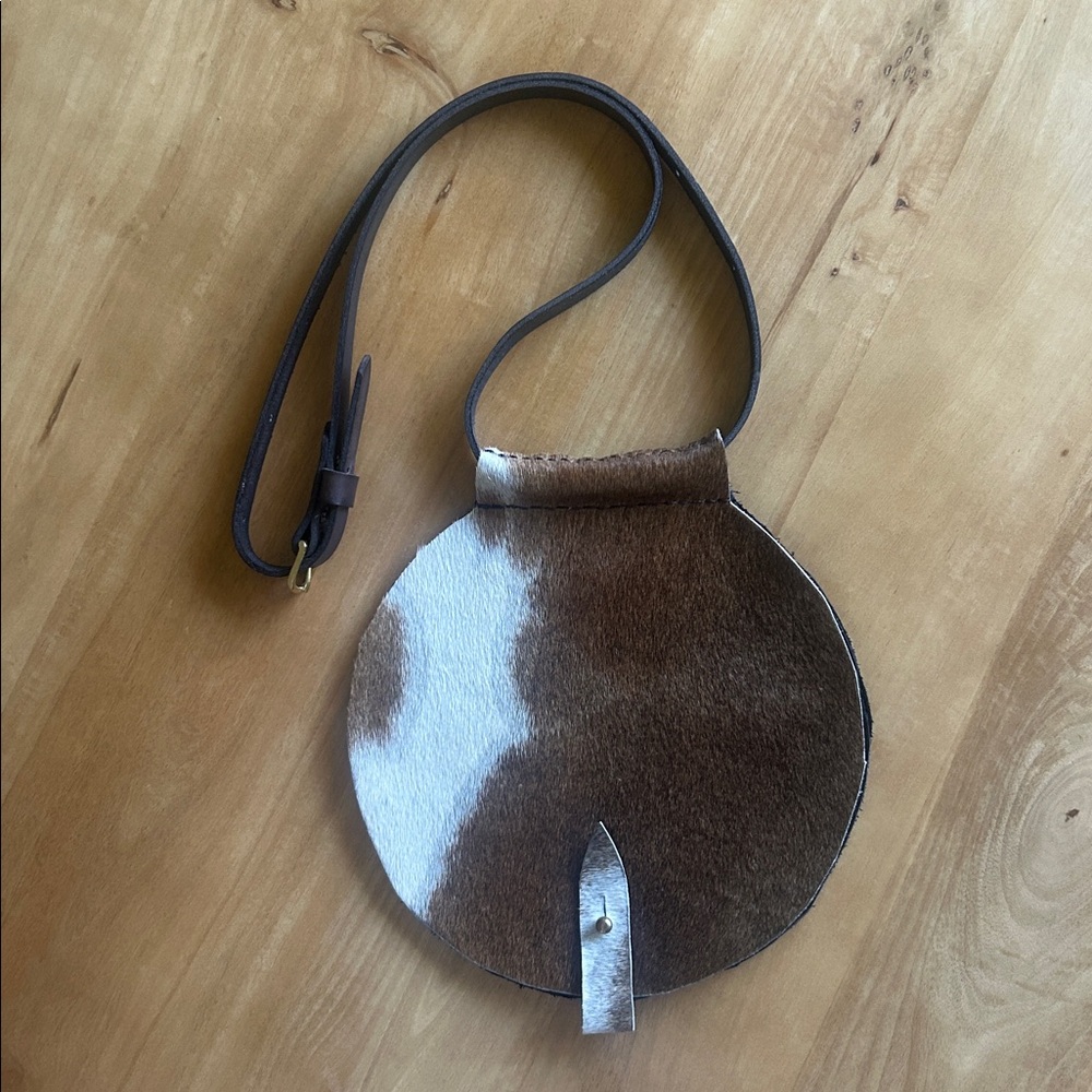 Luna Goods Cowhide Satchel - Picture 3 of 7
